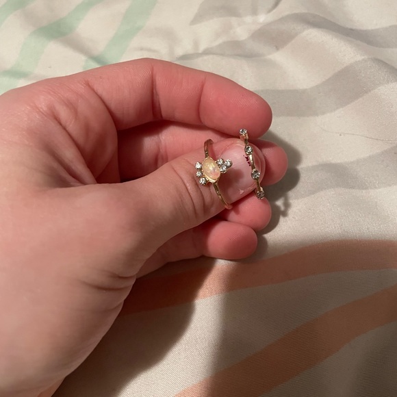 6-Piece Gold Rings - Picture 4 of 4